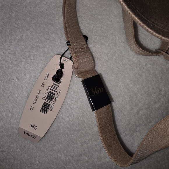 Victoria's Secret Nude Body Satin Bra Sz 36D - Picture 2 of 4